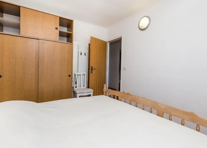 Апартаменты 1 Bedroom Stunning In Barbat