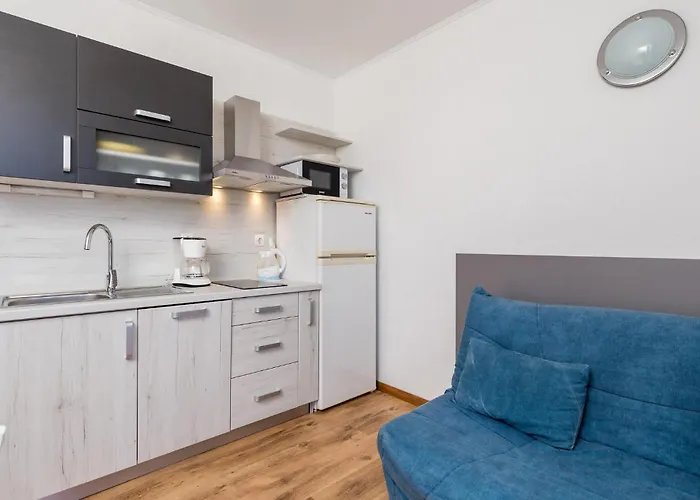 Апартаменты 1 Bedroom Stunning In Barbat